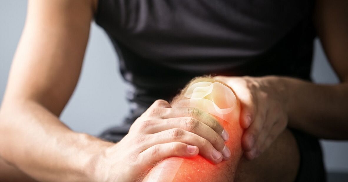 Apply Traugel gel on the knee joint
