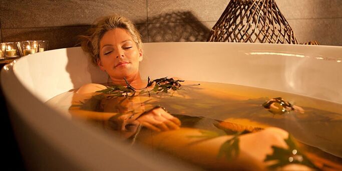 bathing to treat shoulder arthritis
